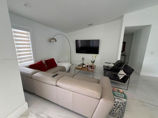 Photo - 3121 SW 140th Ave