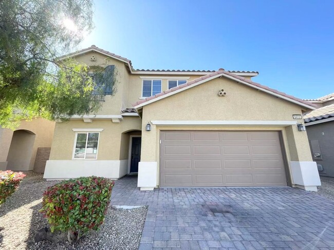 SOUTHWEST GATED 4 Bedrooms 3 Bath House - SOUTHWEST GATED 4 Bedrooms 3 Bath House