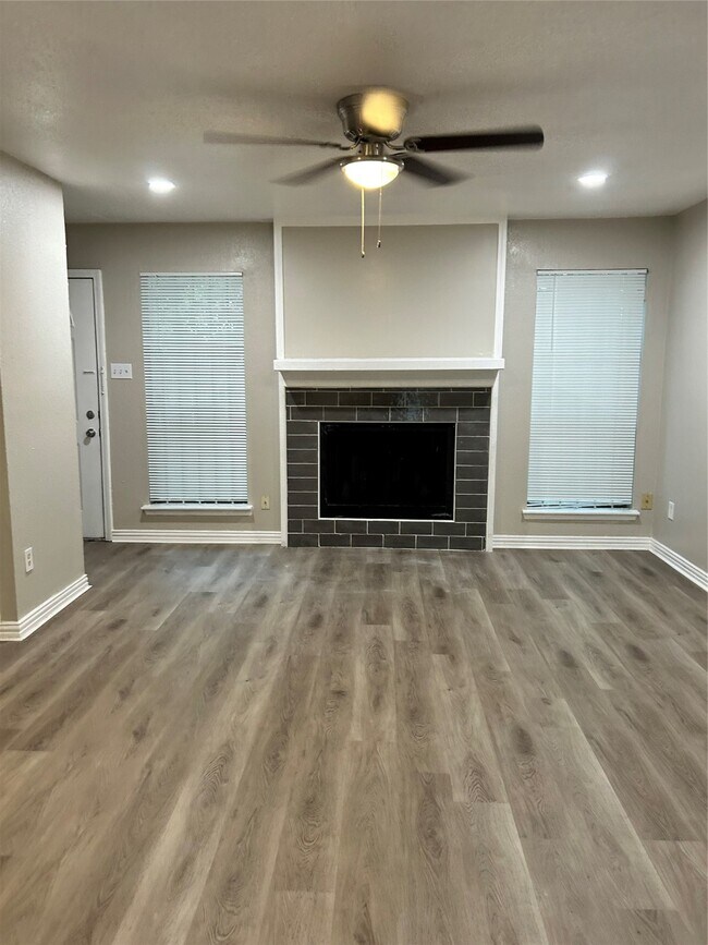 Photo - 3901 Woodchase Dr Unit True