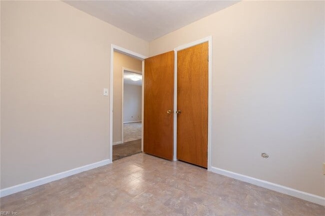 Photo - 3100 Norway Pl