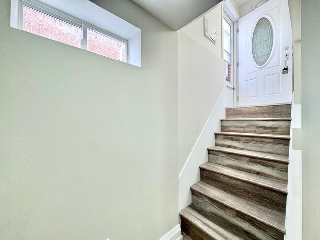 Photo - 12 Fernwood Crescent