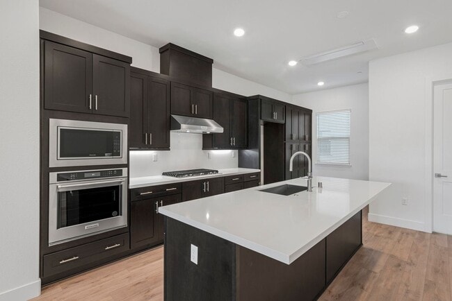 Photo - 302 Tea Tree Terrace