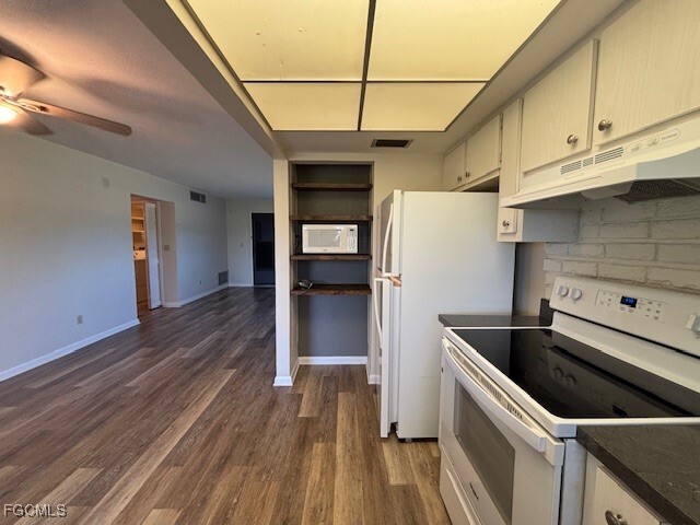 Photo - 5917 Littlestone Ct Unit 111
