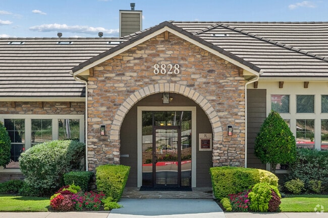Leasing Office Entrance