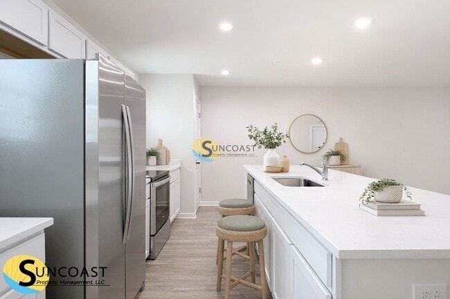 Building Photo - 3821 SW 43rd Ct