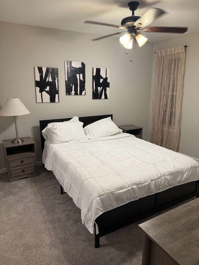 Photo - 5124 Laurel Bridge Ct SE