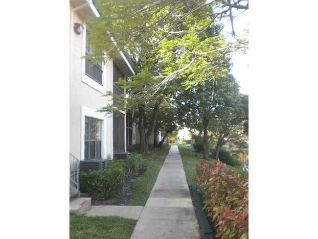Photo - 4088 NW 87th Ave