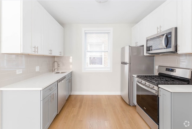 Building Photo - 4828 N Wolcott Ave Unit 4837-2B Rental