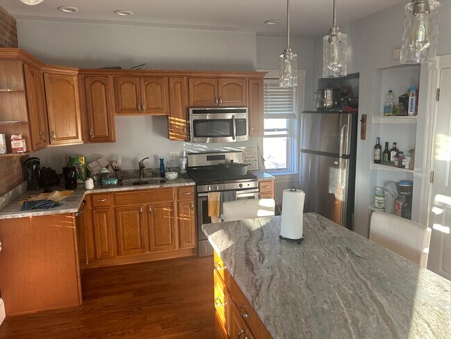 Photo - 495 Broadway Unit 2