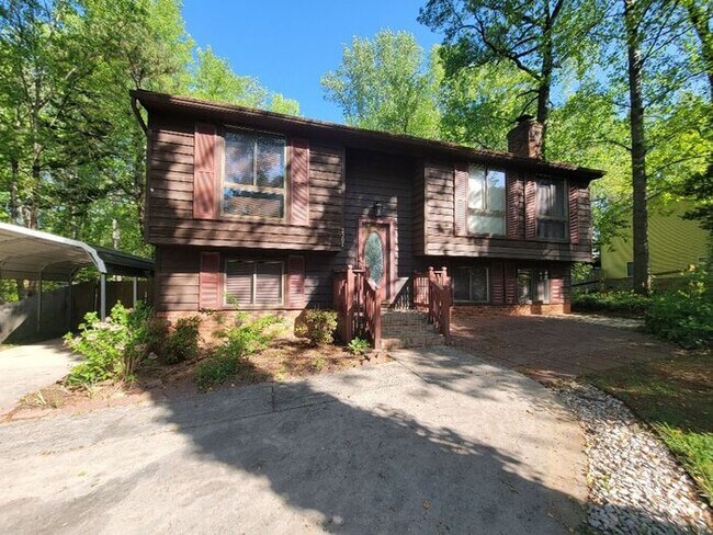 Photo - 3307 Piney Grove...Split Level...Avail NOW!!!