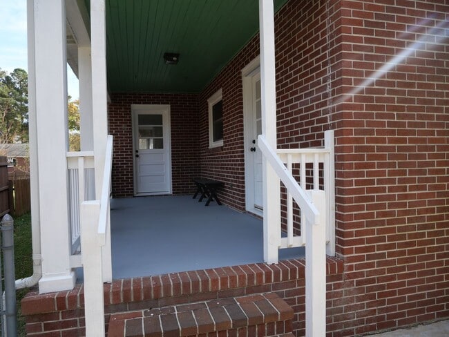 Photo - 8 Terrace Dr