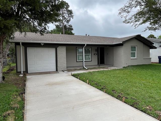 Photo - 2930 Gardenia Dr