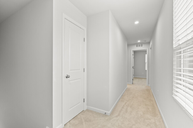 Photo - 161 Robinia Rd