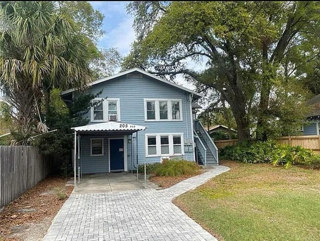 Photo - 205 W Hilda St Townhome
