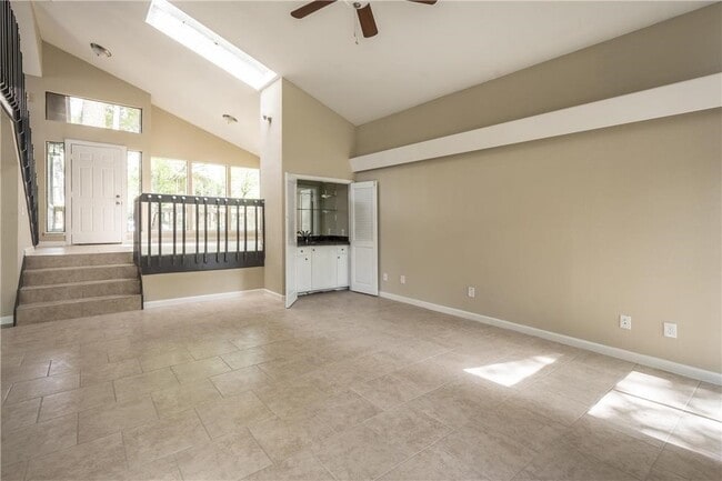 Photo - 535 Enchanted Ln