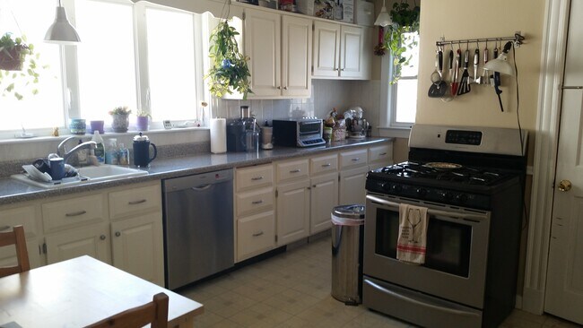 Photo - 97 W Quincy St Unit 1