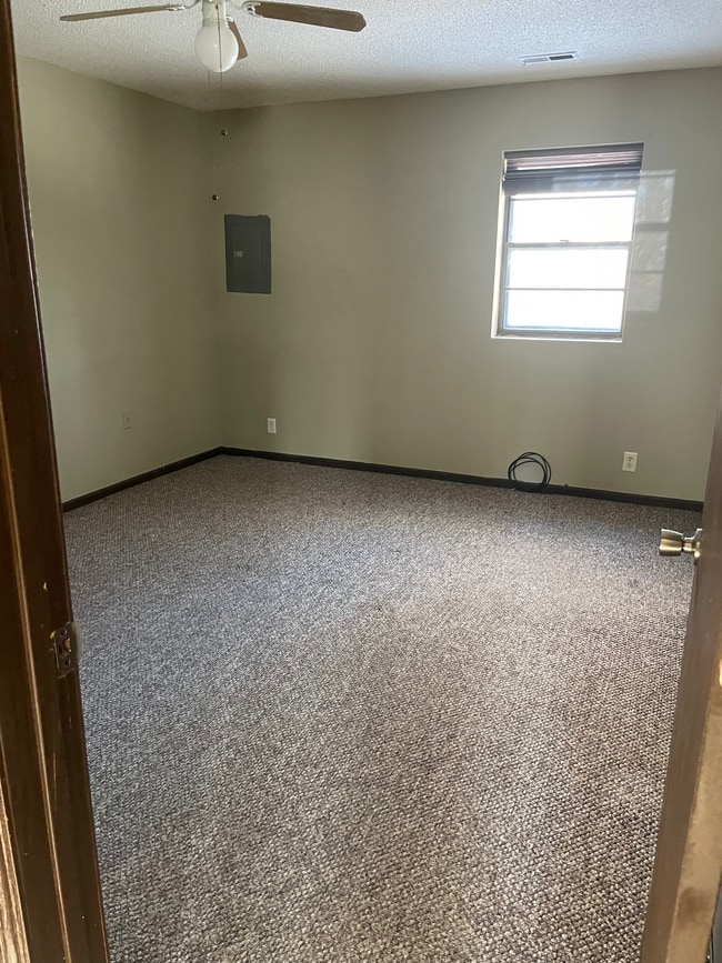 Bedroom - 2603 Roma Ln