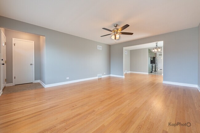 Photo - 8500 W Carmen Ave