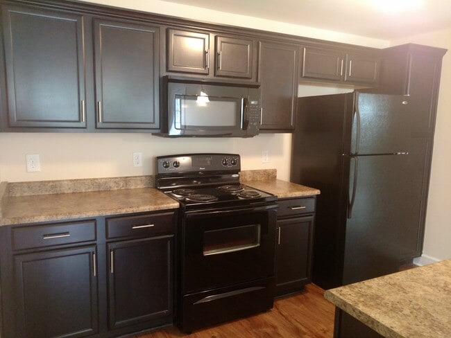 Photo - 8201 Lenox Creekside Dr Unit Lenox Creekside