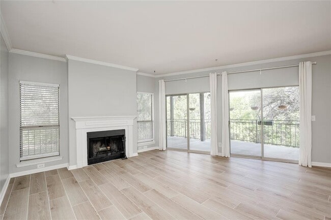 Building Photo - 6000 Shepherd Mountain Cove Unit 601