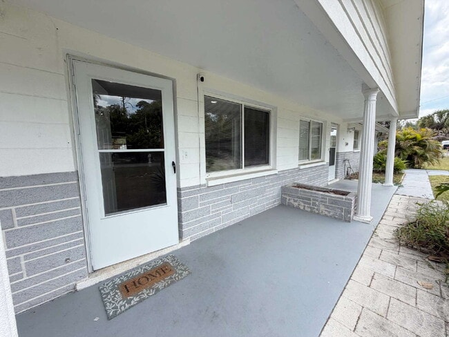 Photo - "Charming 2-Bedroom Duplex Retreat in New Port Richey - Perfect for Cozy Living!"