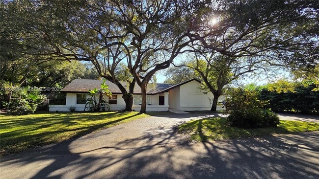 Photo - 7400 SW 166th St