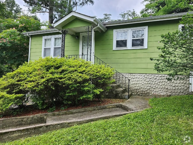 Building Photo - 646 Lupton Dr Rental