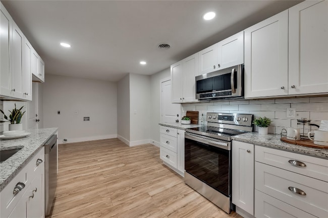 Photo - 1506 Hillcrest Dr