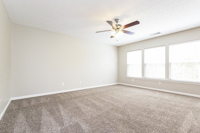 Photo - 130 Sugar Berry Pl