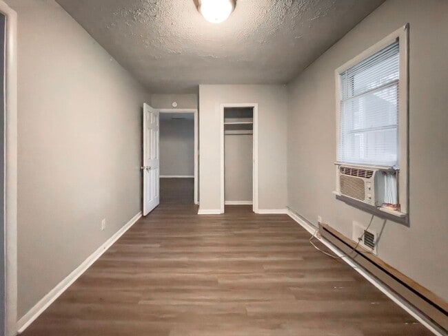 Building Photo - 2602 W Ethel Ave Unit 2602 1/2