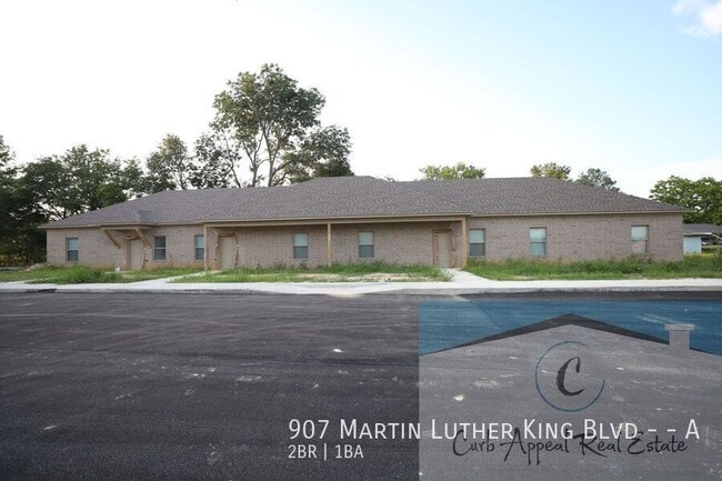 Building Photo - 907 Martin Luther King Blvd --A Unit A