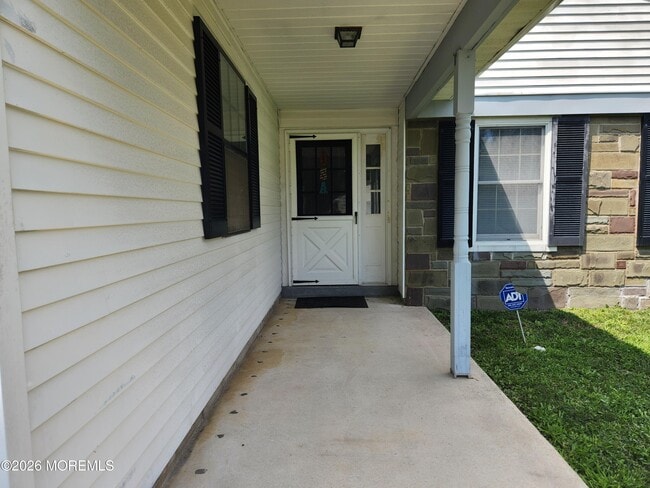 206 Yorktowne Dr