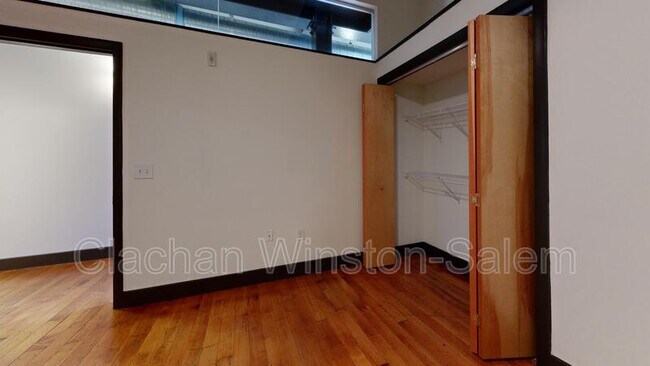 Photo - 101 E. Sixth St. Unit 604