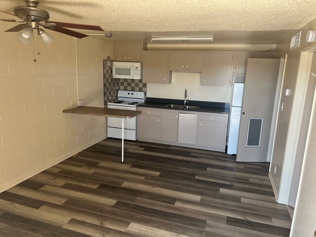 1 Bedroom 1 Bath In Central Las Vegas - 1 Bedroom 1 Bath In Central Las Vegas Condo