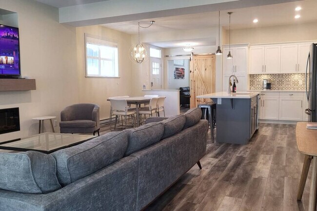 Photo - 2540 Radio Tower Rd Unité SI ID1522002P