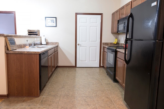 2 Bedroom: Kitchen - Woodland Reserve Apartments