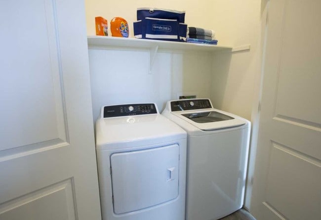 Full size washer dryer