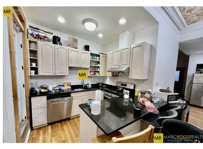 Building Photo - 23 Highland Park Ave Unit 1 Rental