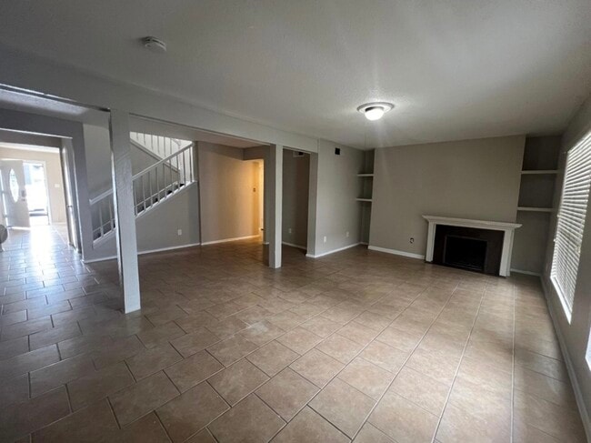 Photo - 781 Country Pl Dr