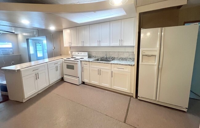 Building Photo - 137 Lantern Pl Unit B