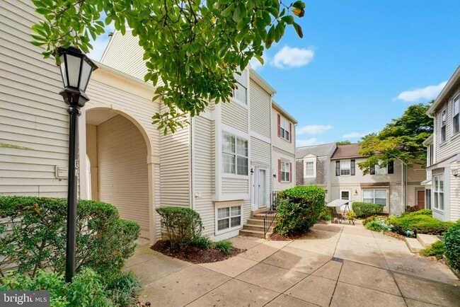 10305 Bridgetown Pl