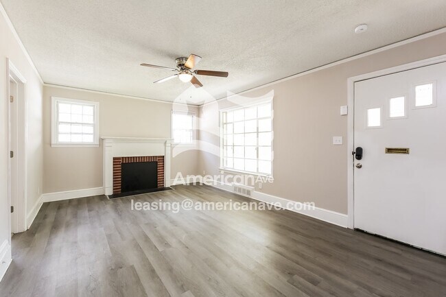 Photo - 737 N Vernon St
