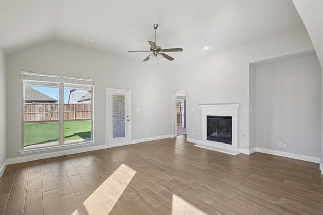 Photo - 1709 Everitt Trail