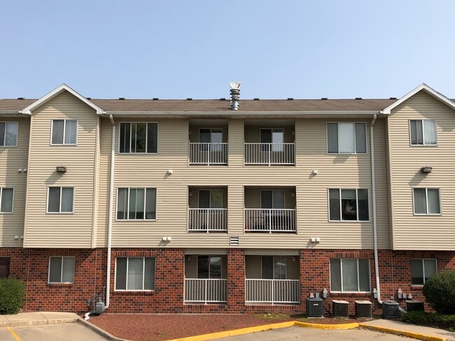 Photo - 258 N. Hyland