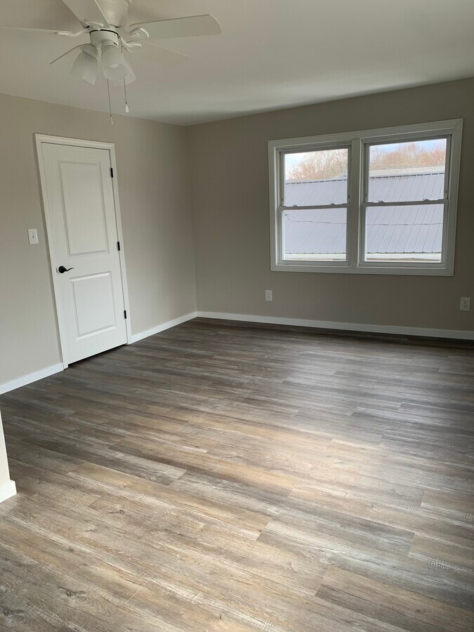 Photo - 132 Turner Ln