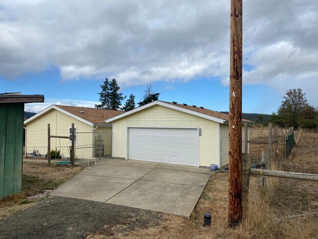 Photo - Great Home in Oakland!