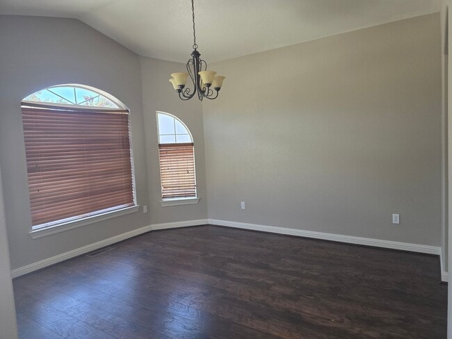 1458 Cardiff Ct