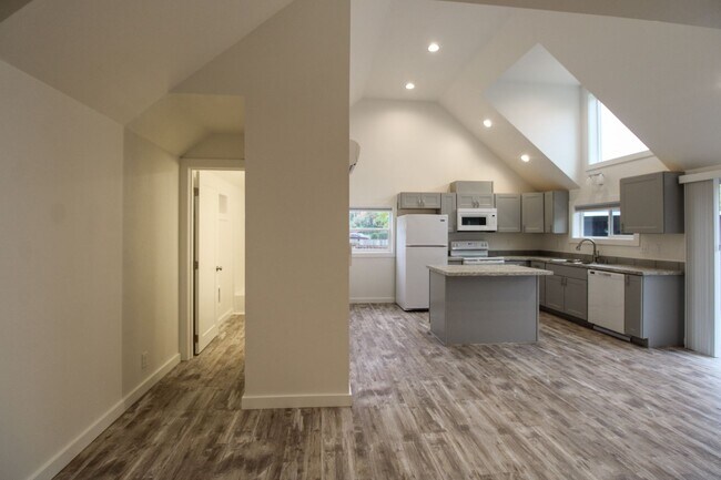 Photo - 6TH1117-1119 Unit 1119