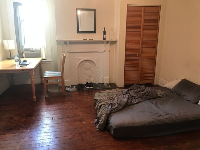 Photo - 312 S Pine St Unit 2 Upstairs