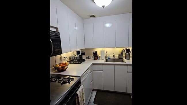 Photo - 170 Tremont St Unit 205